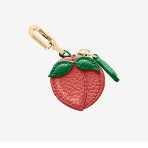 Maison de Sabre Peach Keychain - Pink and Green